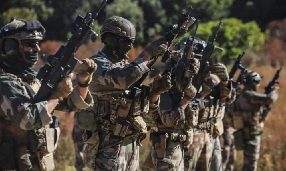 Βούιξαν τα ρωσικά ΜΜΕ! Ο Μακρόν θα στείλει 10.000 Ξένους Λεγεωνάριους στην Ουκρανία αφού το μέτωπο καταρρέει